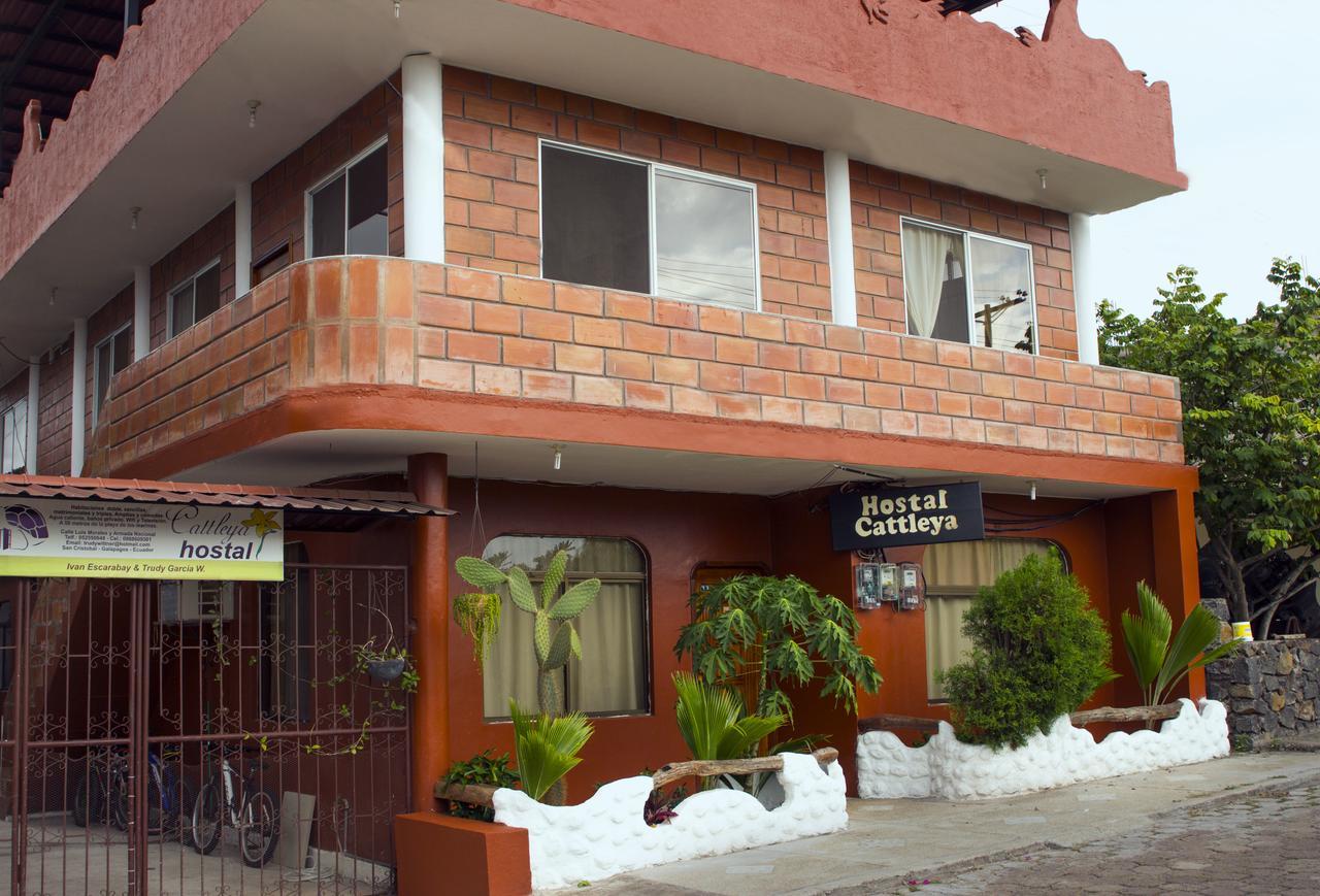 Hostal Cattleya Puerto Baquerizo Moreno Bagian luar foto